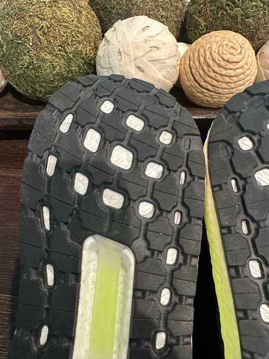 Adidas ultra boost main image 4